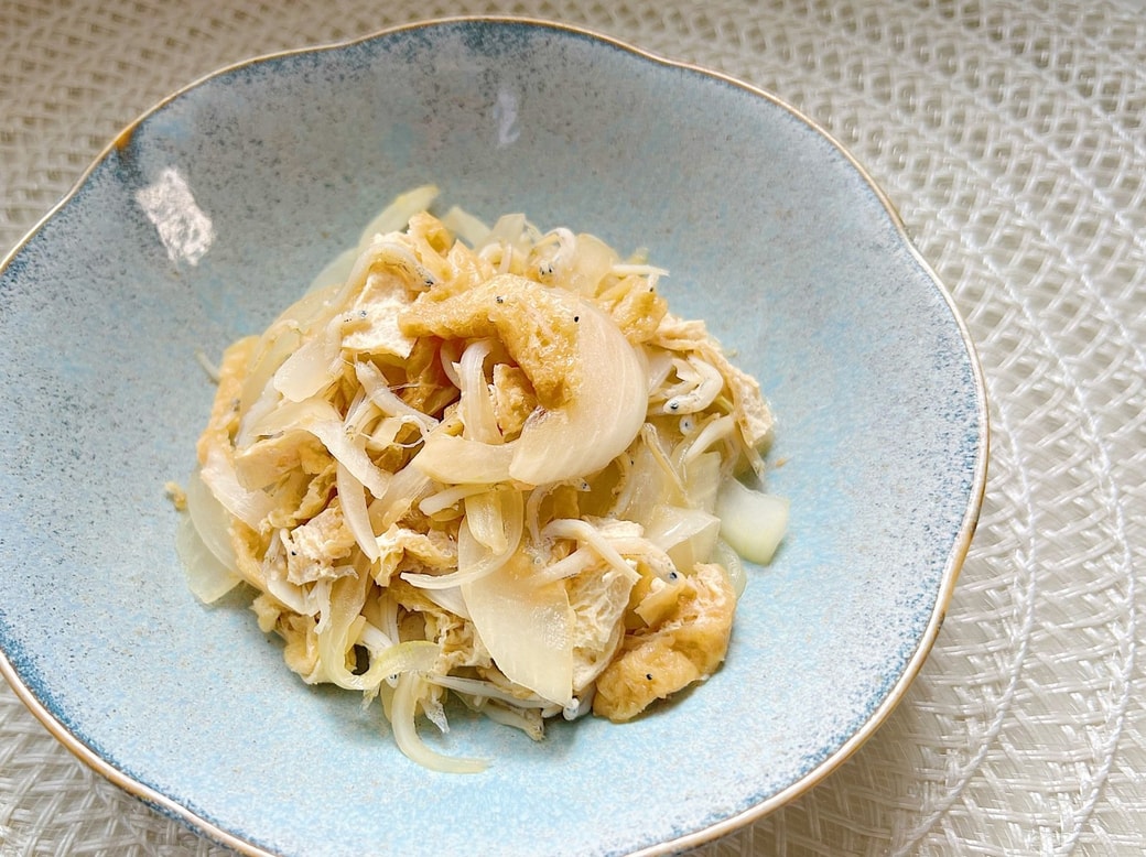 玉ねぎと油揚げの醤油麹和え