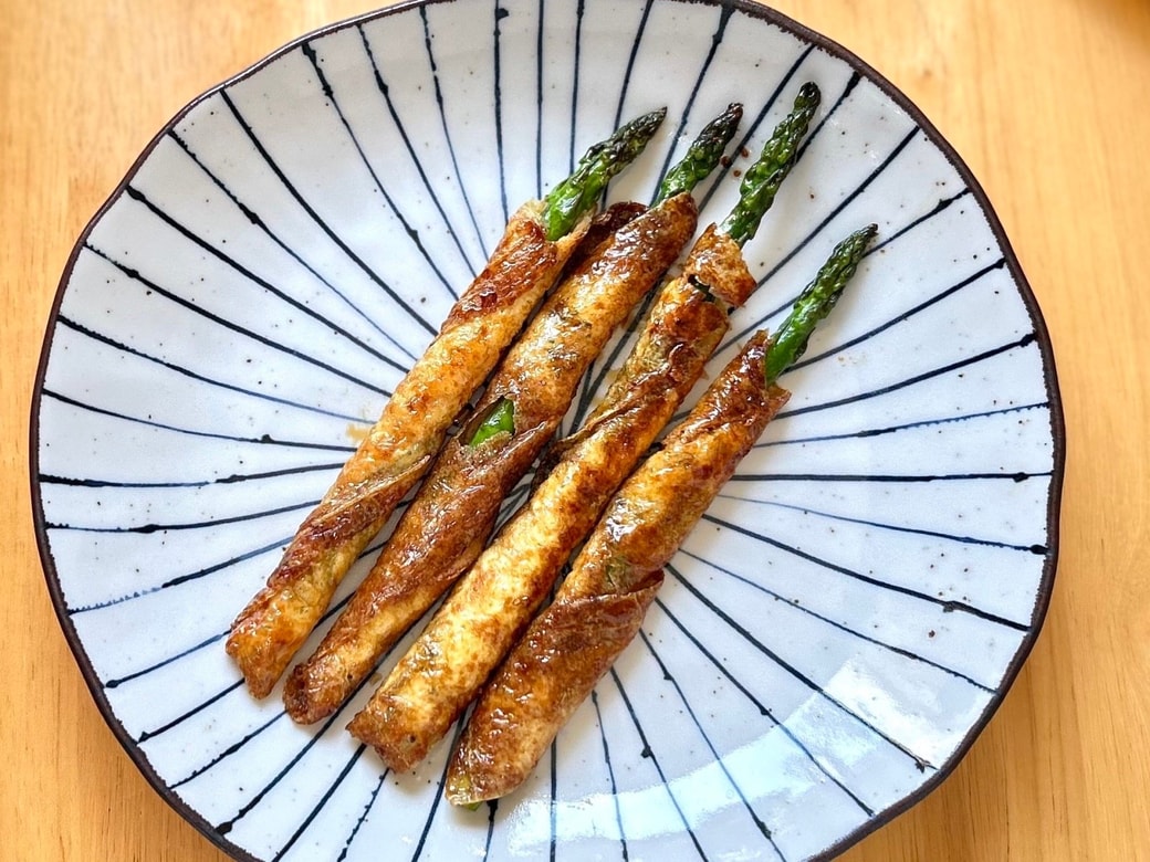 アスパラの油揚げ焼き