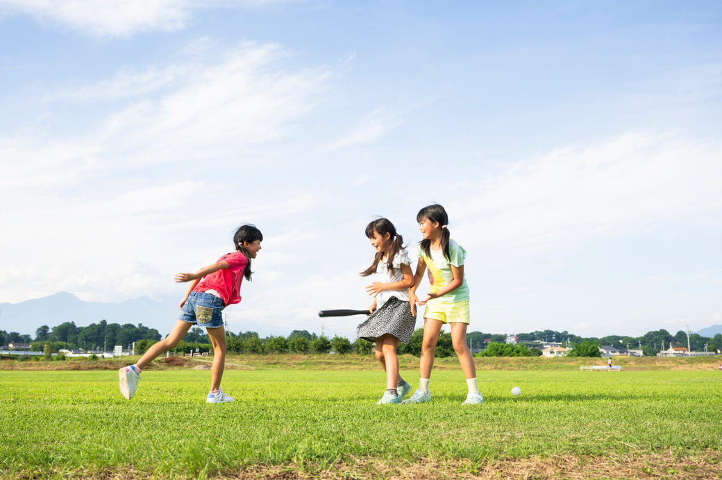 遊ぶ子ども