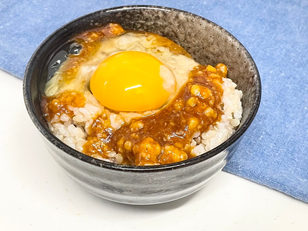 ピリ辛みそ卵かけご飯