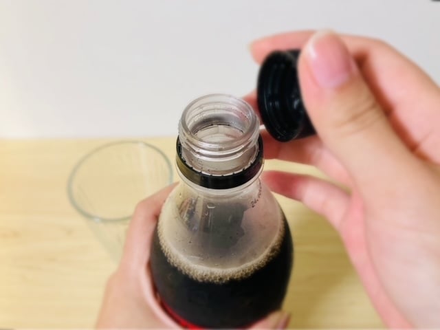 炭酸飲料ペットボトル