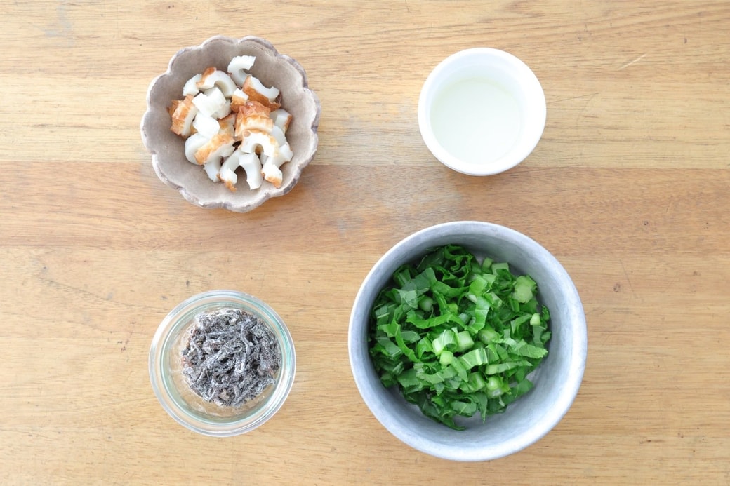 「かぶの葉とちくわの昆布おにぎり」