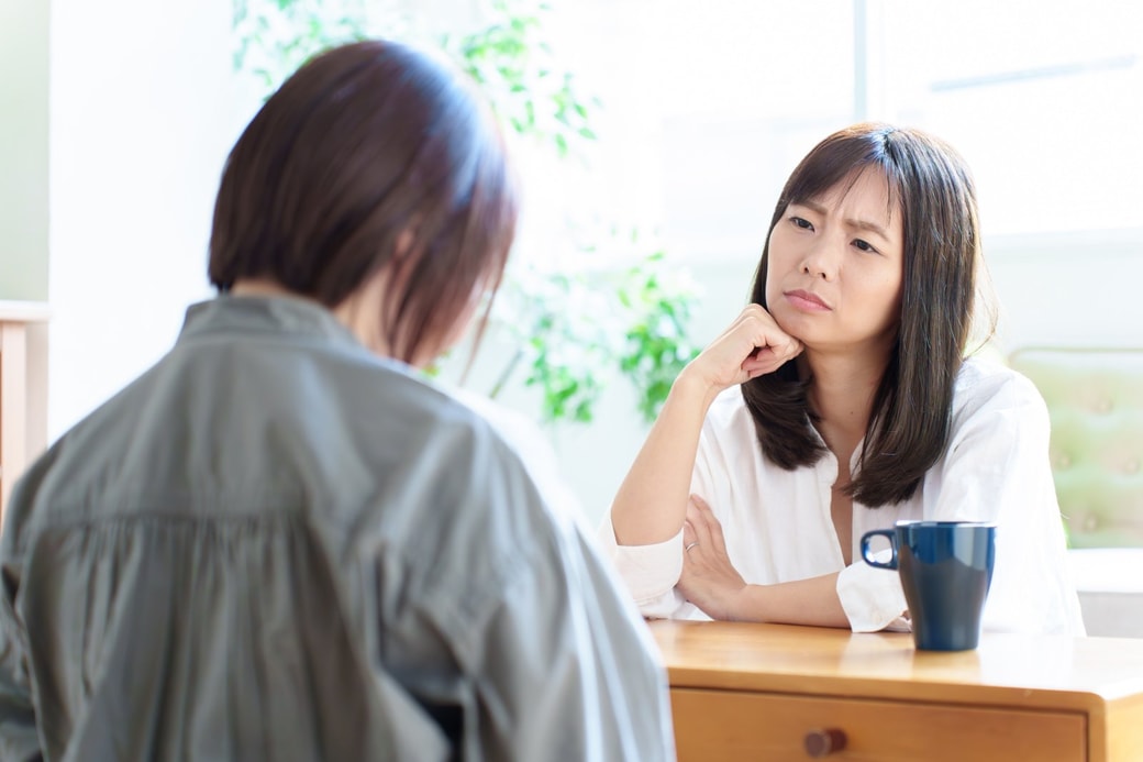 怒っている女性