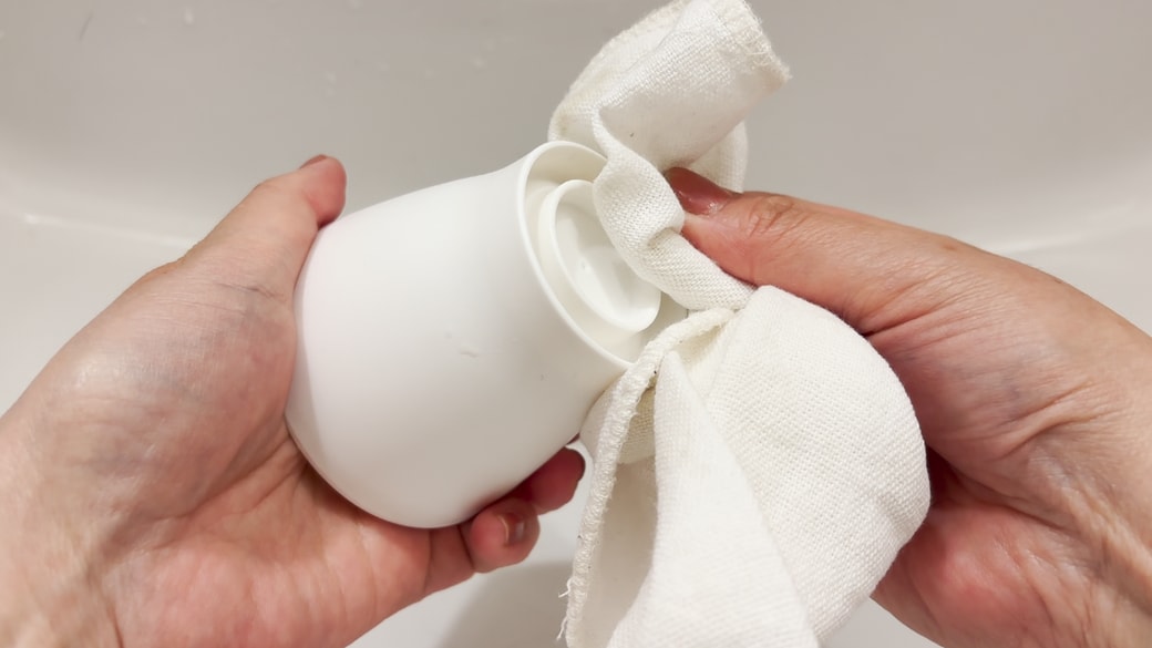 水気を拭き取る