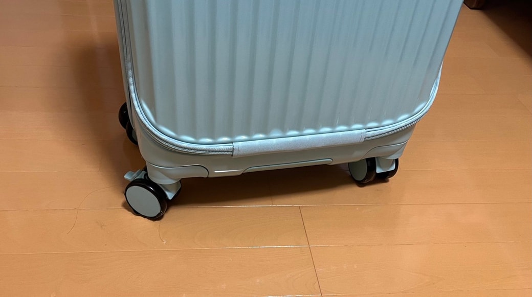 キャリーケース