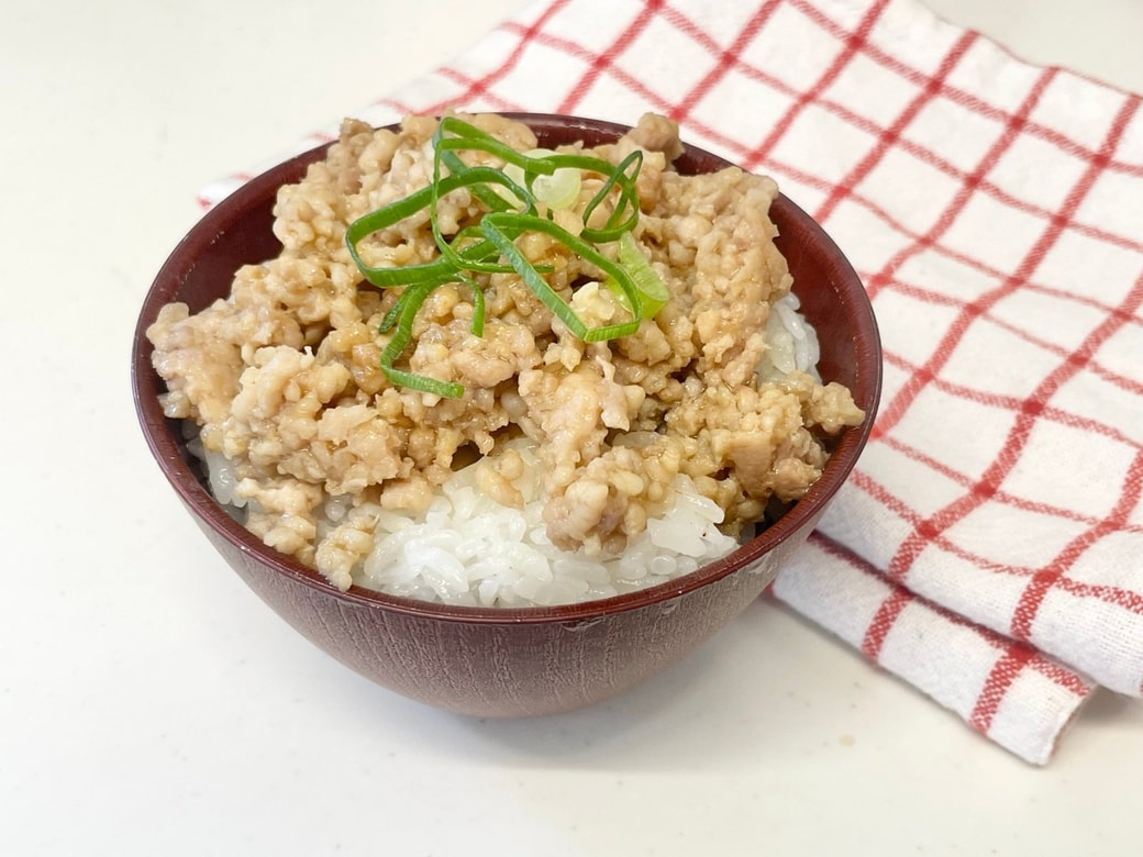 鶏そぼろ丼