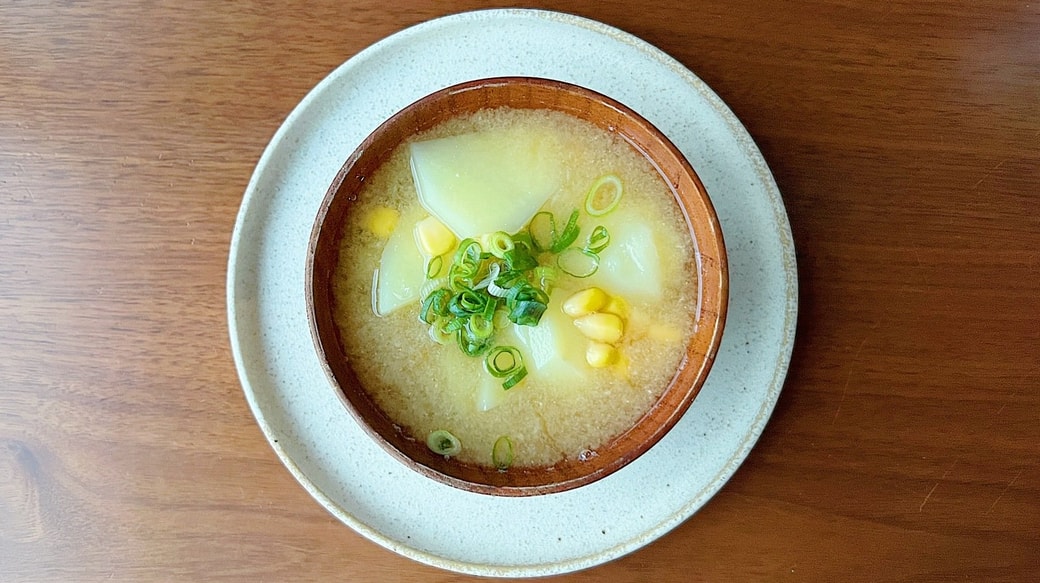 新じゃがみそ汁