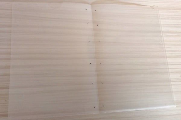 油性マジックで印をつける