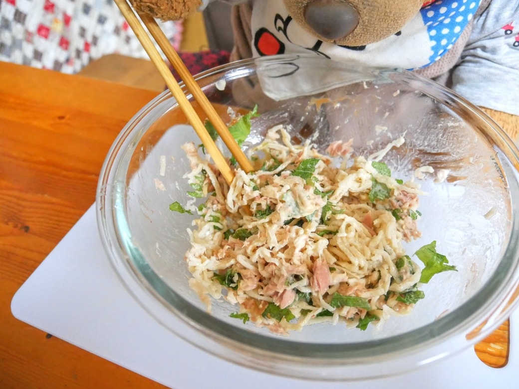 混ぜ合わせる