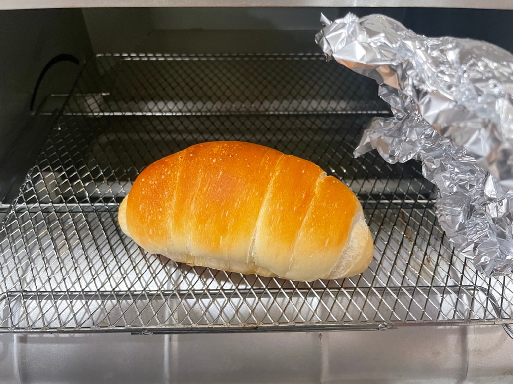 ロールパンも焦げずに焼くことができる