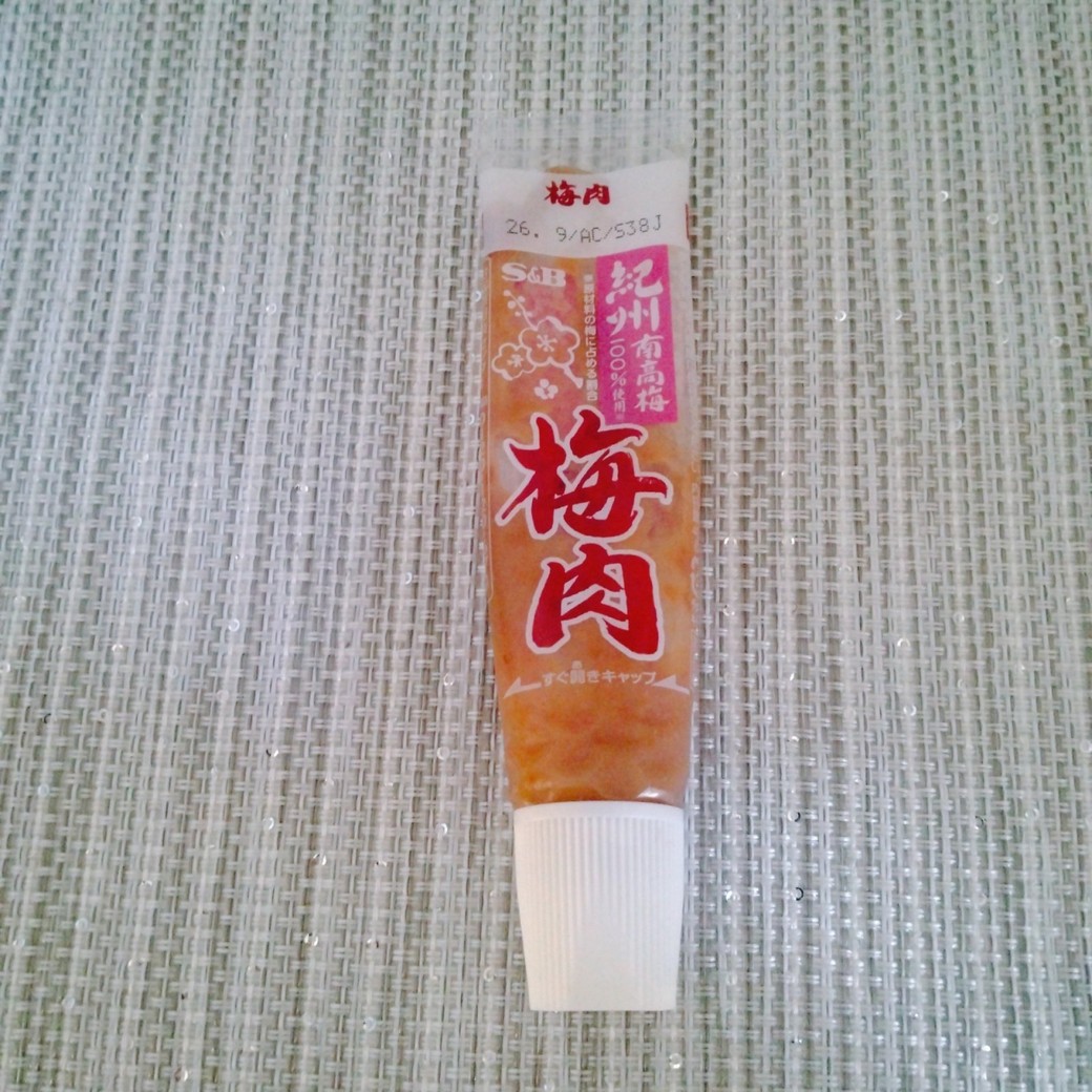 チューブタイプの調味料