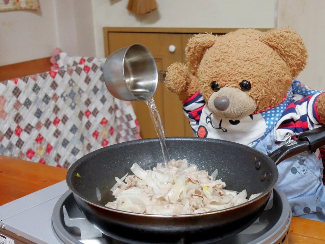 調味料を加える