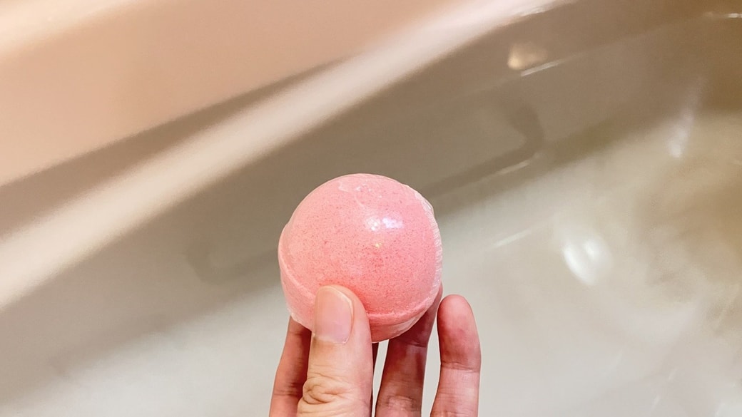 ビニールのままのバスボム