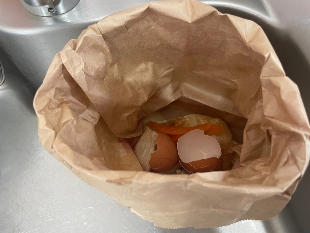 袋をセットしたらキッチンの生ゴミを入れて活用