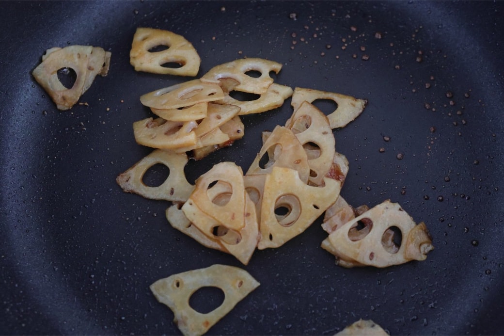 「れんこんの七味おにぎり」