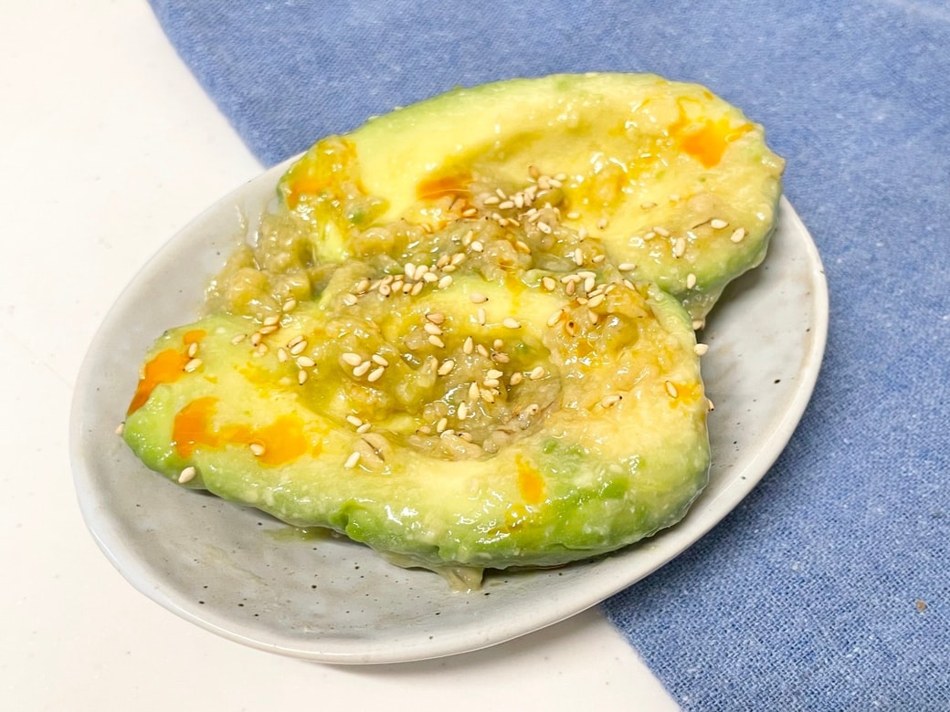 アボカドの甘辛味噌漬け