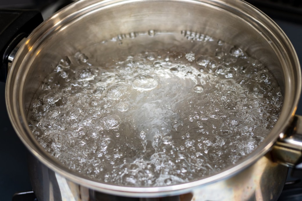 沸騰したお湯
