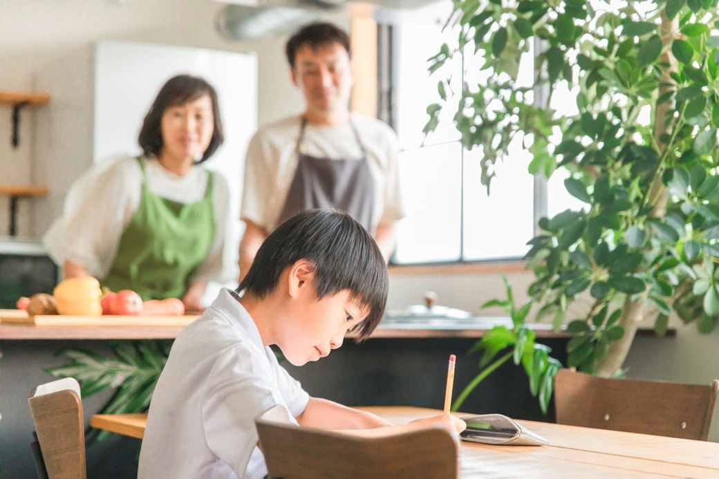 “長い目”の親 vs “今を回す”親