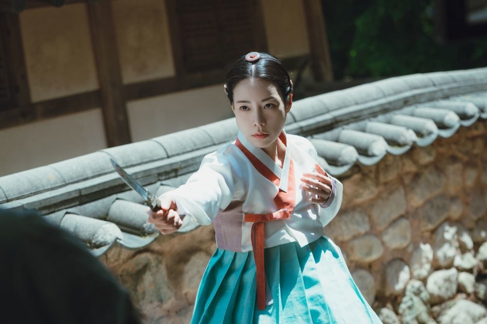 『オク氏夫人伝 -偽りの身分 真実の人生-』 © SLL Joongang Co.,Ltd all rights reserved. U-NEXTにて独占配信中