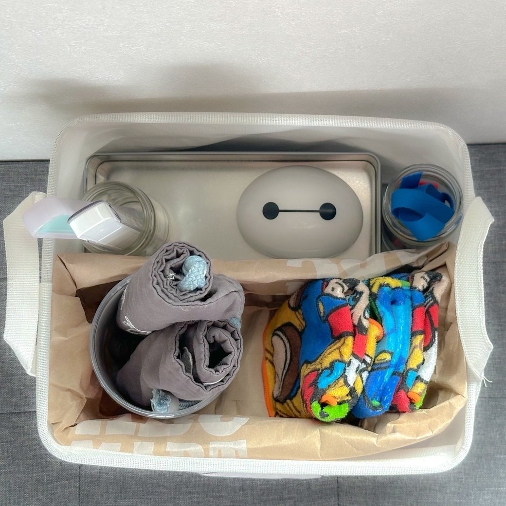 不要な紙袋や空き箱を活用して、オーダーメイド収納BOXの完成！