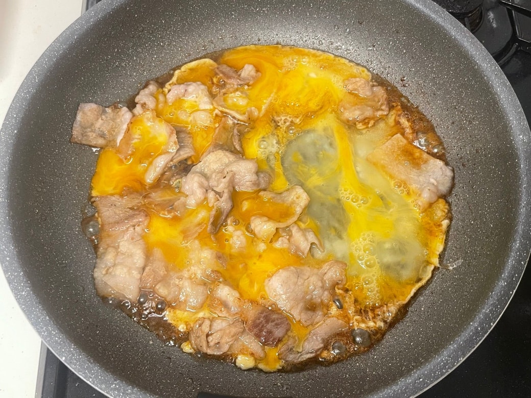 とろとろてりたま丼
