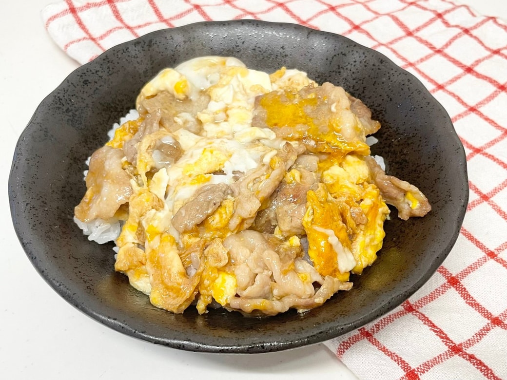 とろとろてりたま丼