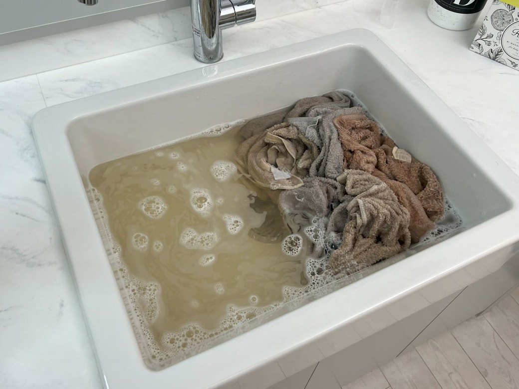 タオルの汚水