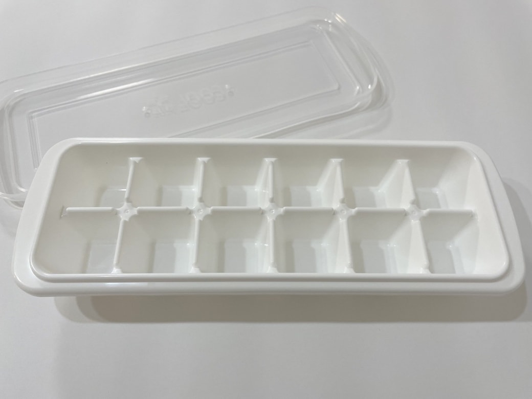 ひと口サイズのようかんを作るなら「製氷器」を活用