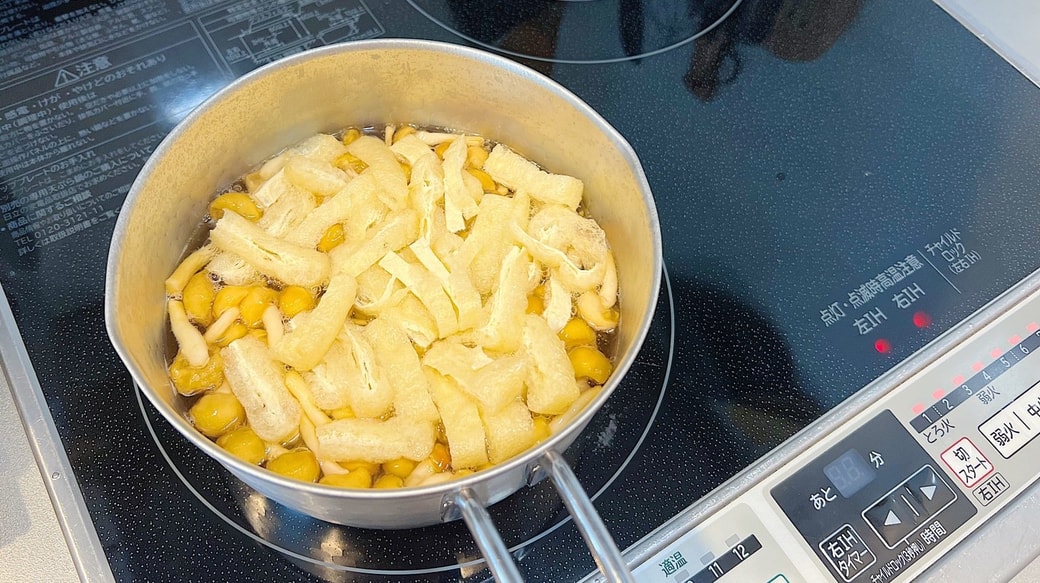 なめこと油揚げ