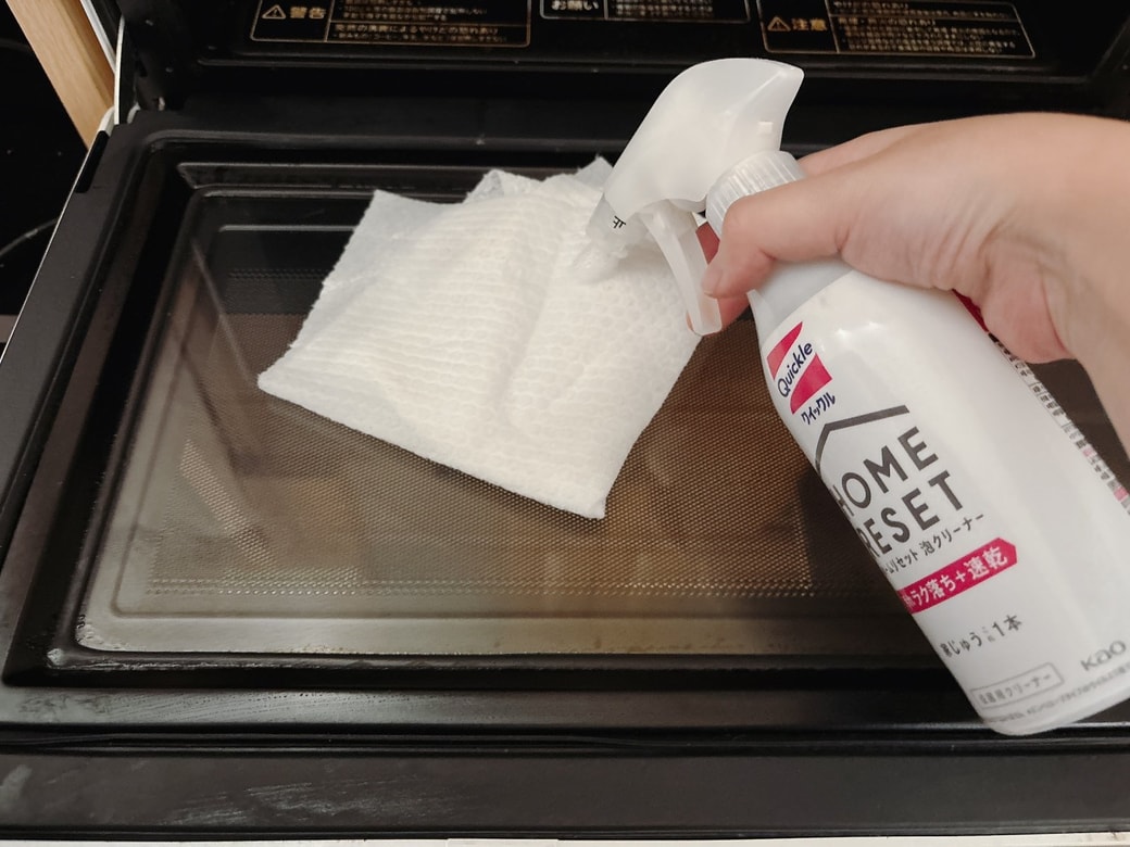 汚れがひどいときは中性洗剤を使用