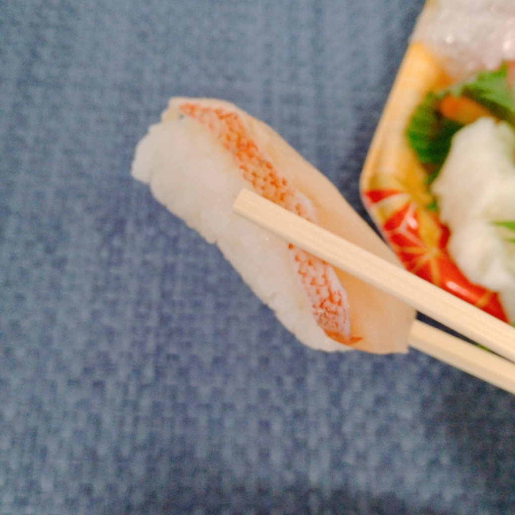 冷蔵庫で保存したパック寿司