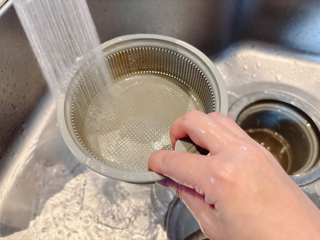 まずは水洗いをしてから