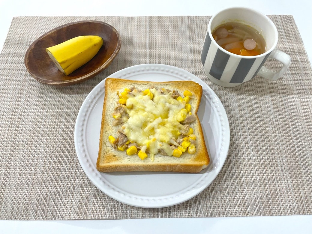 ツナマヨコーントースト＆スープ