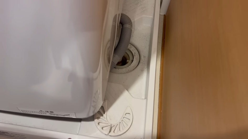 洗濯機の排水口