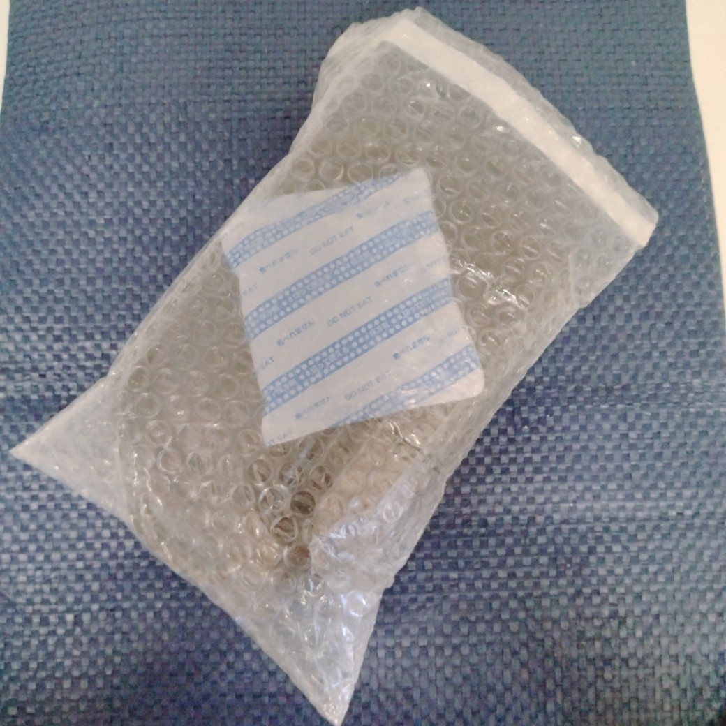 プチプチを包んだお弁当箱