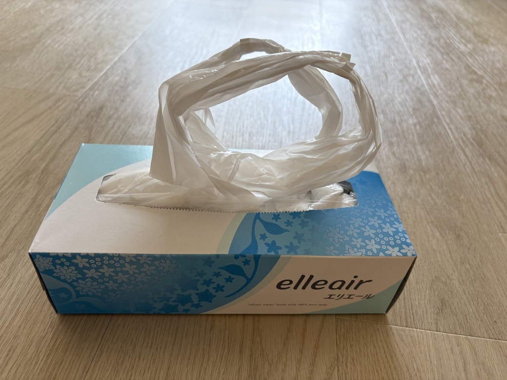 1枚引くと次の袋の持ち手が出てくる便利な「袋収納」に変身！