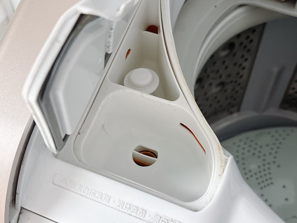 洗濯機の洗剤投入口