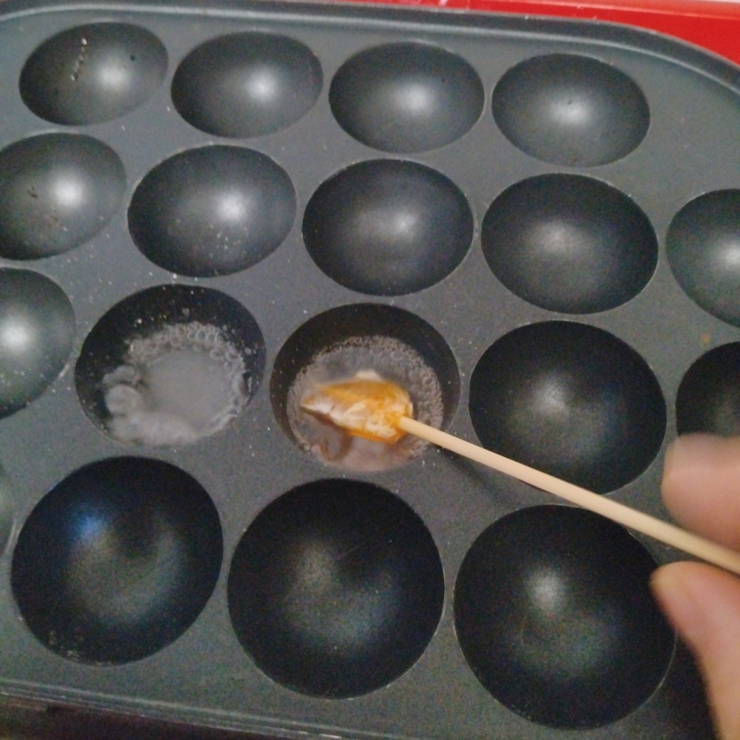 たこ焼き器で作るフルーツ飴