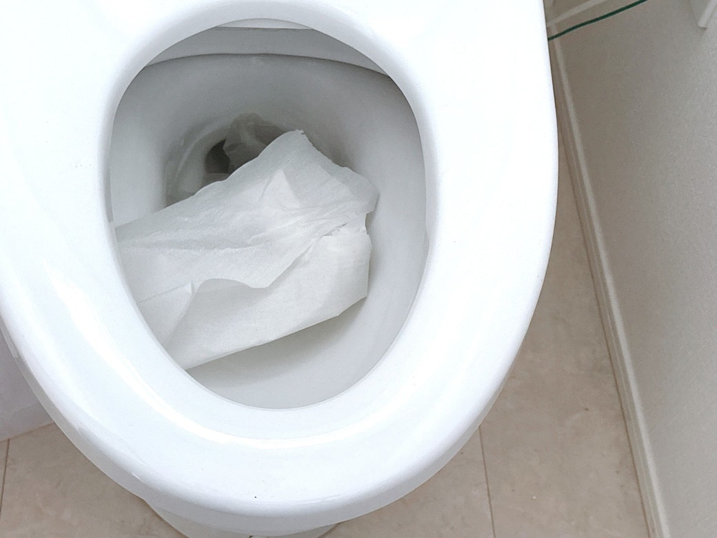 トイレットペーパーをまとめて流す