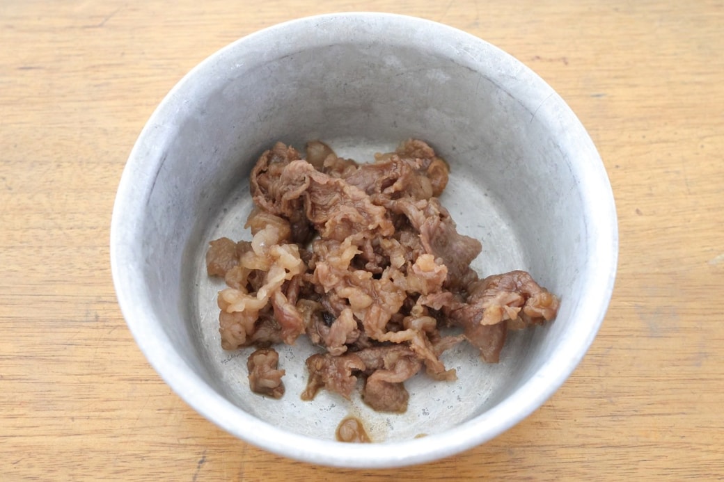 「きゅうりと牛肉のおにぎり」