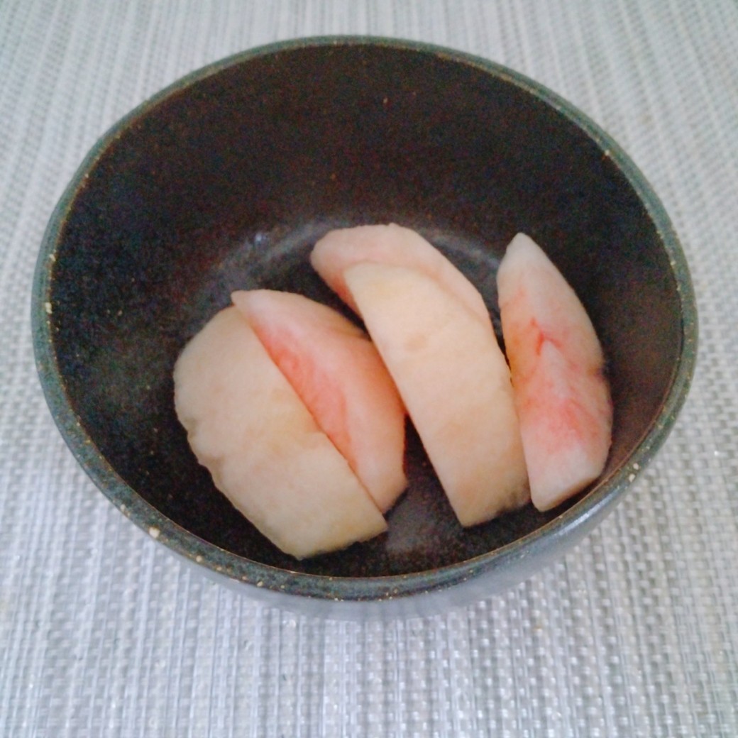 変色していない桃