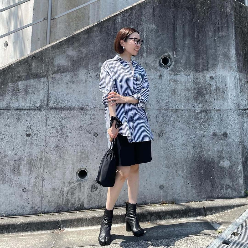 素足ではくのがかっこいい、秋いちショートブーツ。