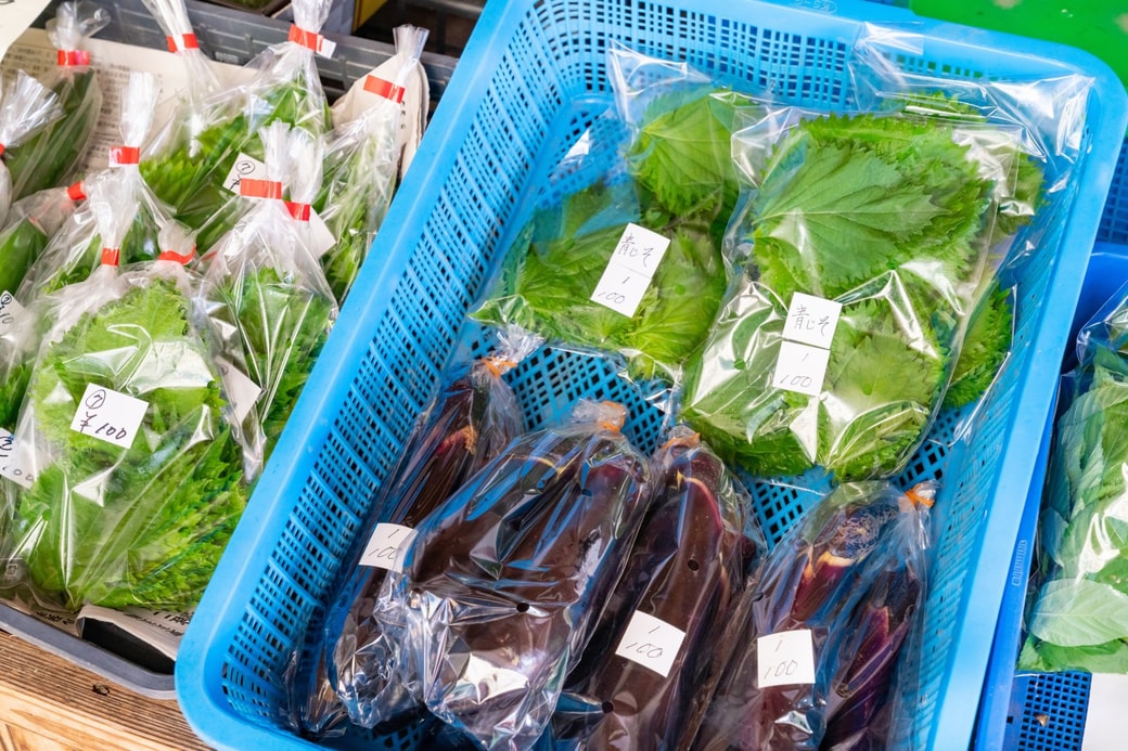 スーパーの産直野菜