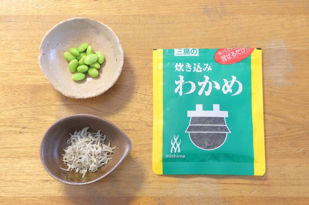 「枝豆とちりめんのわかめおにぎり」