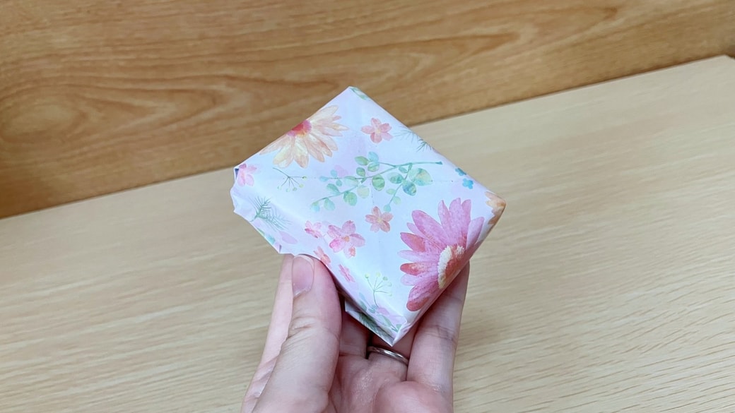 完成した折り紙ラッピング