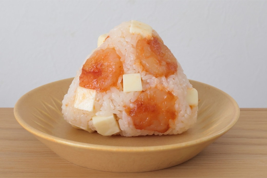 エビとチーズのおにぎり