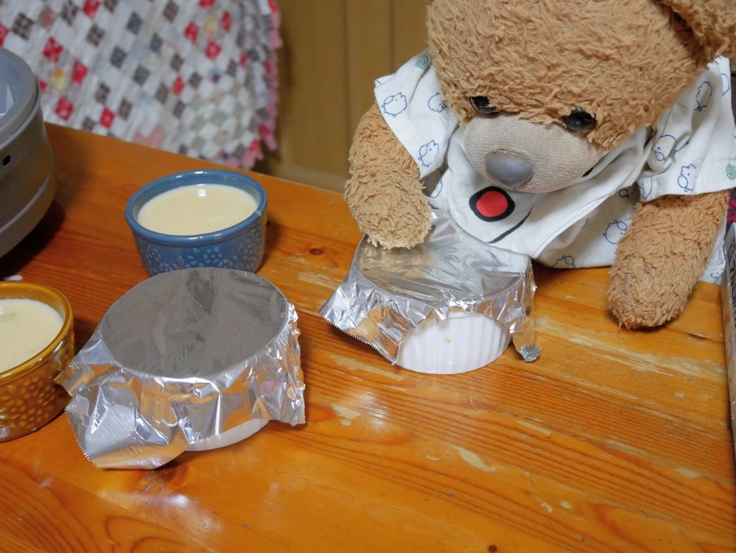 アルミホイルをかぶせるくまくん
