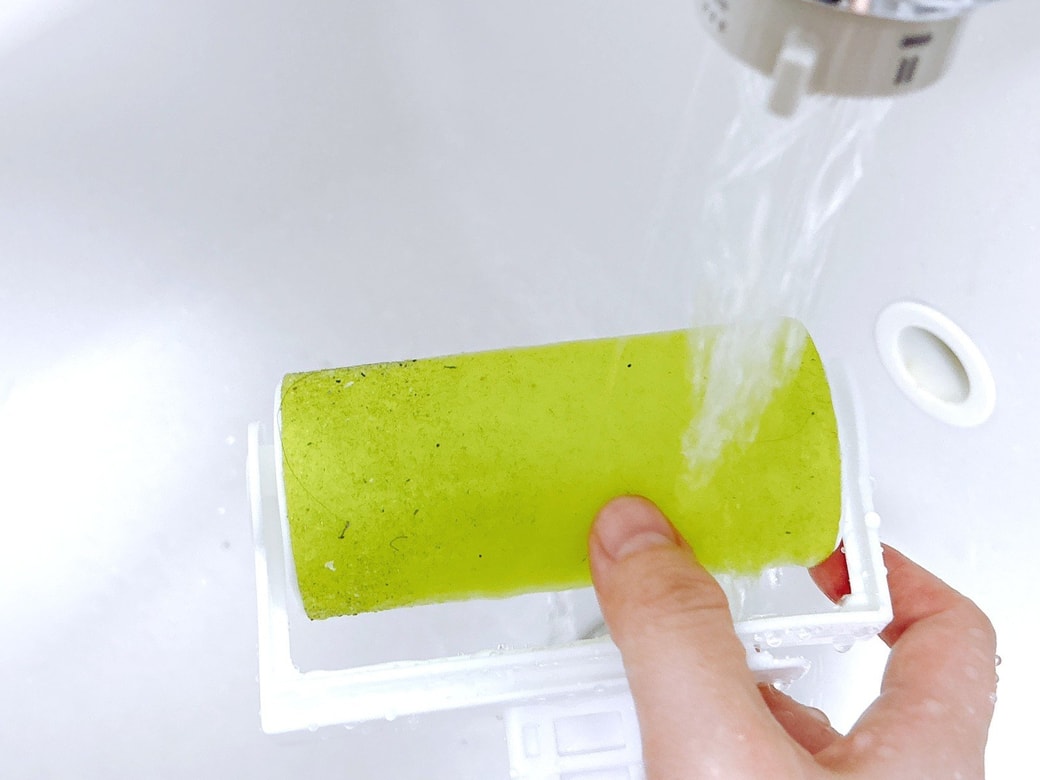 掃除後は水洗いすると汚れが落ちる