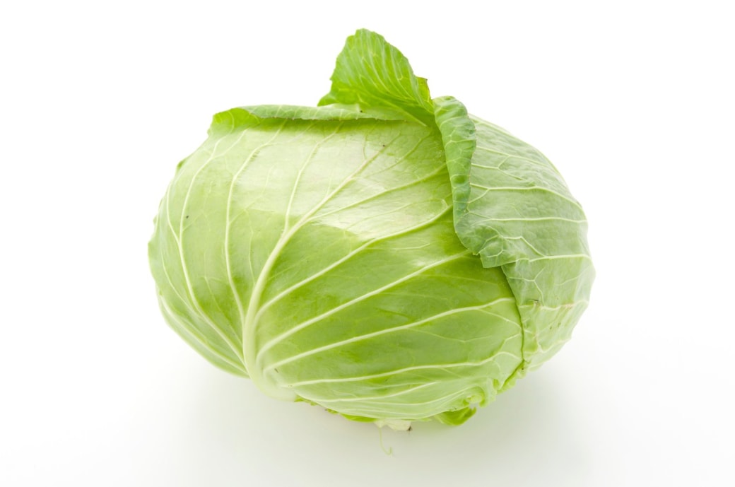 リンゴと一緒に保存できない「キャベツ」