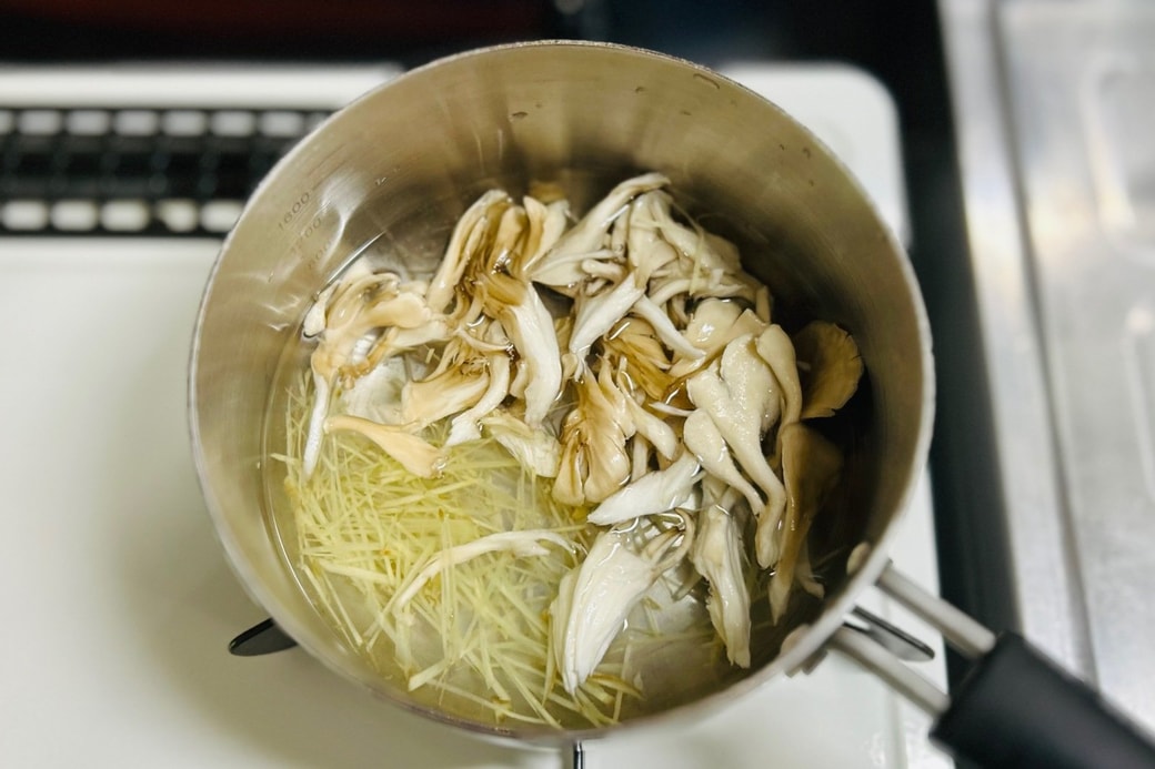 鍋のしょうがとネギ